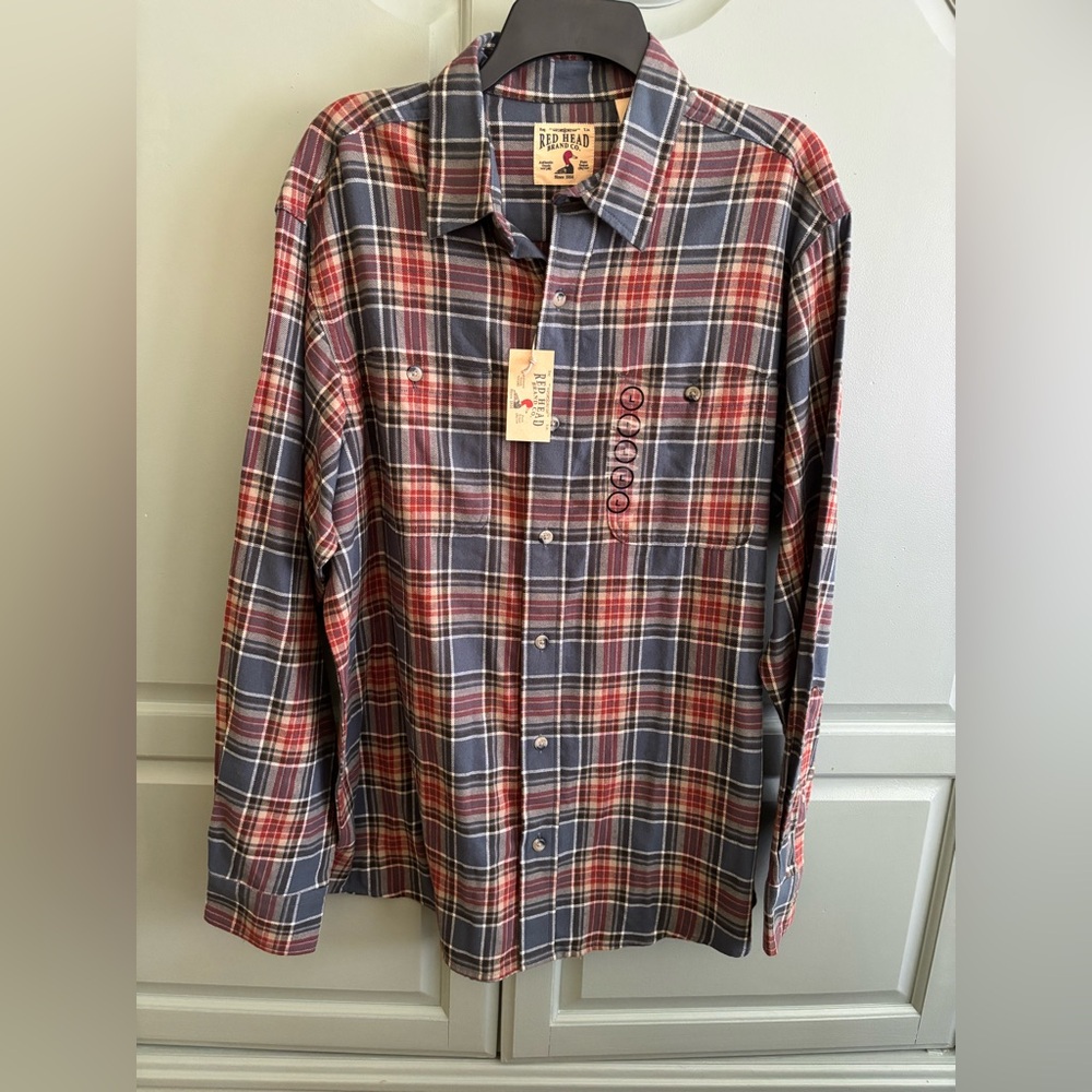 Men’s large flannel from Cabalas new with tags Redhead brand co.